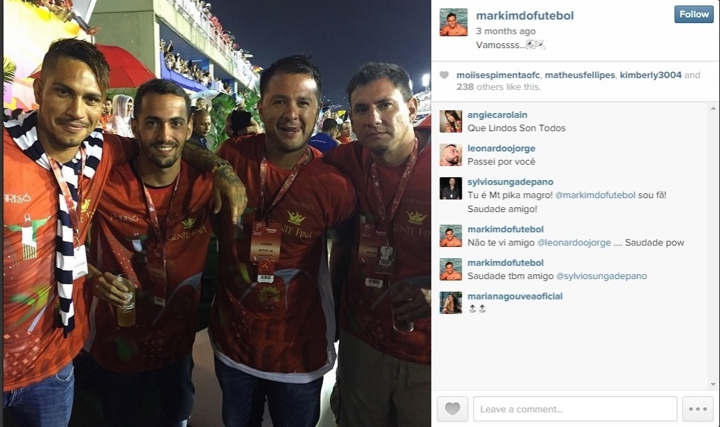 Guerrero aproveitou o último Carnaval ao lado de amigos e da namorada na Sapucaí - Reprodução Instagram