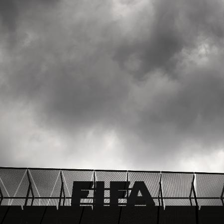 Fachada da sede da Fifa, em Zurique, no dia em que a polícia do país europeu prendeu sete dirigentes acusados de corrupção