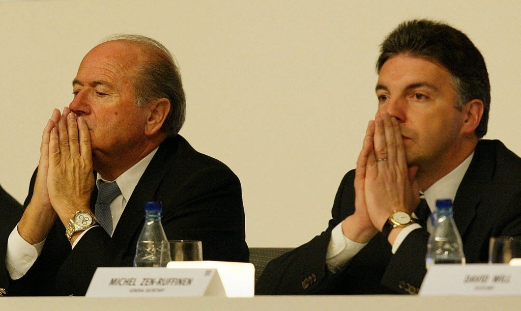 Joseph Blatter e Michel Zen- Ruffinen - REUTERS/Kim Kyung-hoon