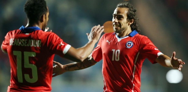 Valdivia espera ter mais oportunidades na seleção chilena - Mario Ruiz/EFE