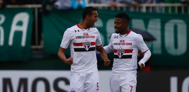 Souza disputou 78 partidas pelo São Paulo, com cinco gols marcados - Márcio Cunha/Agência Estado