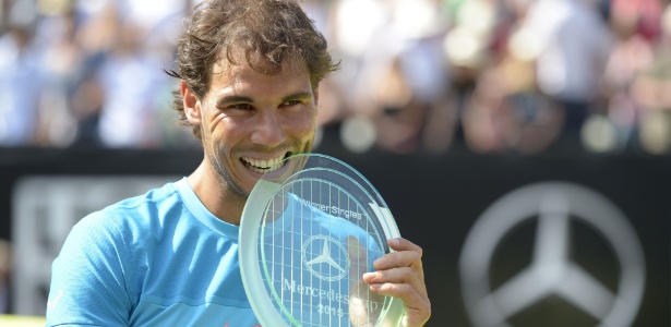 Rafael Nadal não foi quebrado em nenhuma oportunidade contra Troicki - AFP PHOTO / THOMAS KIENZLE 