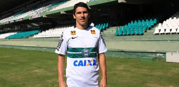 Capitão do Coritiba, Lúcio Flávio será representante dos jogadores na Primeira Liga - Divulgação/Coritiba