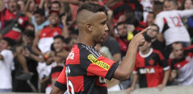 Jorge, lateral do Flamengo, é um dos brasileiros em lista de promessas - Gilvan de Souza/Flamengo