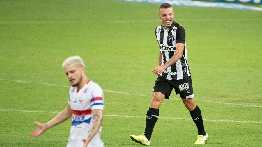 Kelvyn marcou o primeiro gol do Ceará contra o Fortaleza, pela 14ª rodada do Brasileirão - Kely Pereira/AGIF