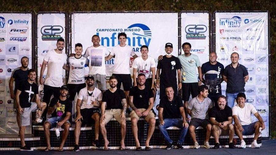 Atleticanos foram até um kartódromo para acelerar fora das quatro linhas e dar show também na pista - Marcelo Alvarenga