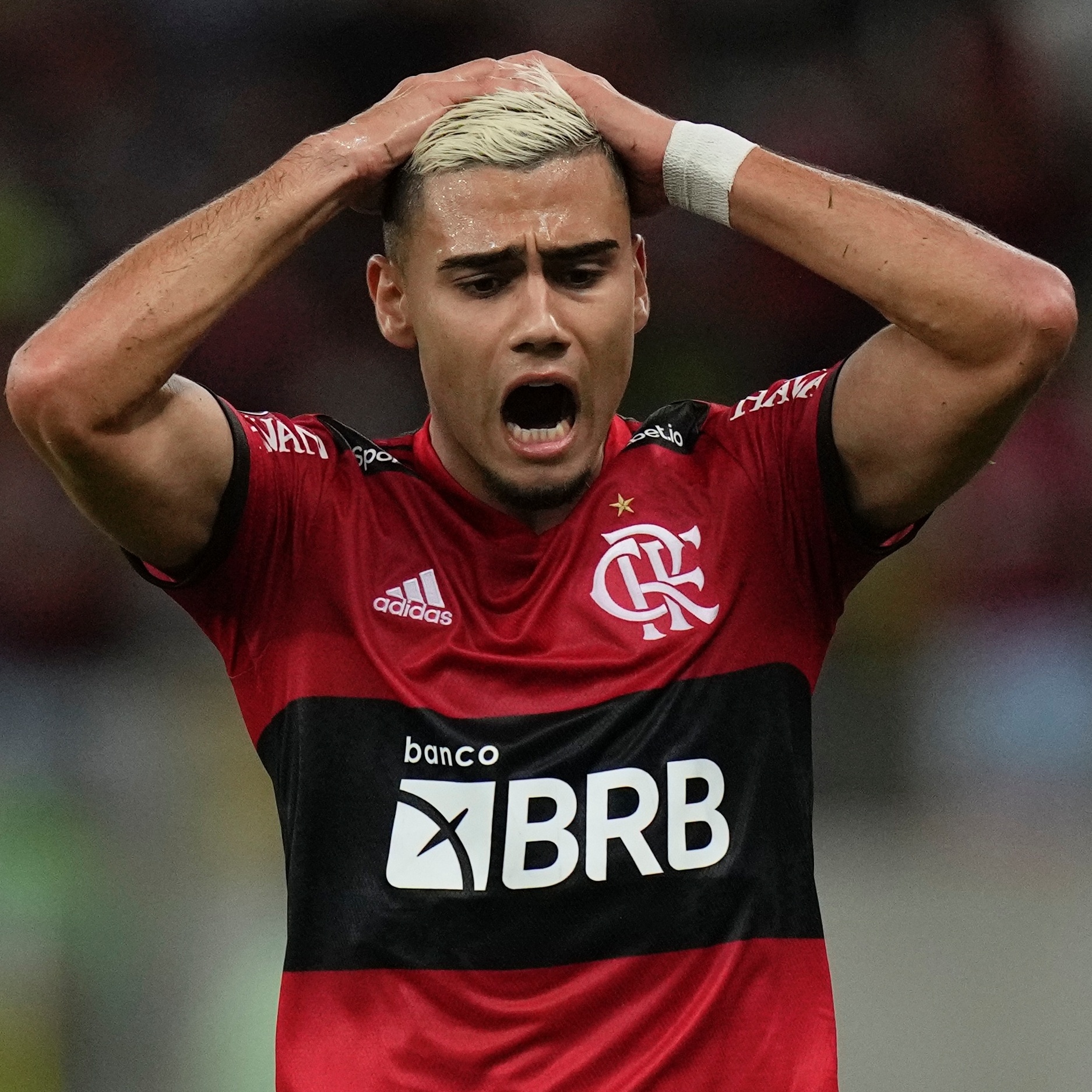 Flamengo oficializa compra de Everton Cebolinha: 'Contlato