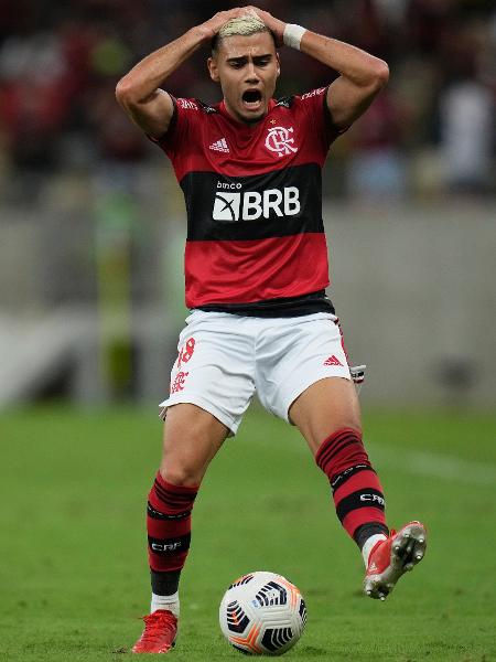 Andreas Pereira, quando ainda defendia a camisa do Flamengo - Silvia Izquierdo-Pool/Getty Images