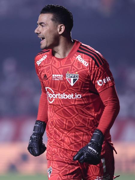 Felipe Alves, goleiro do São Paulo, na partida contra o Ceará, pela Sul-Americana - Ettore Chiereguini/AGIF