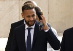 Neymar comemora retirada de acusações de Promotoria na Espanha - REUTERS/Albert Gea