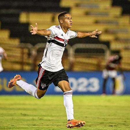 Henrique Carmo, atacante do sub-17 do São Paulo