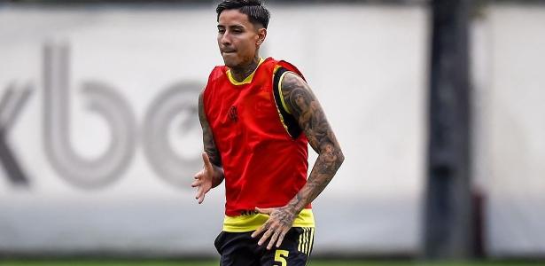 Preparação do Flamengo para clássico contra o Vasco pela Libertadores.