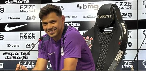 Romero recusa propostas para se tornar referência no Corinthians