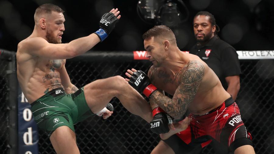 Dustin Poirier defende ataque de McGregor em luta válida pelo UFC 264 - REUTERS