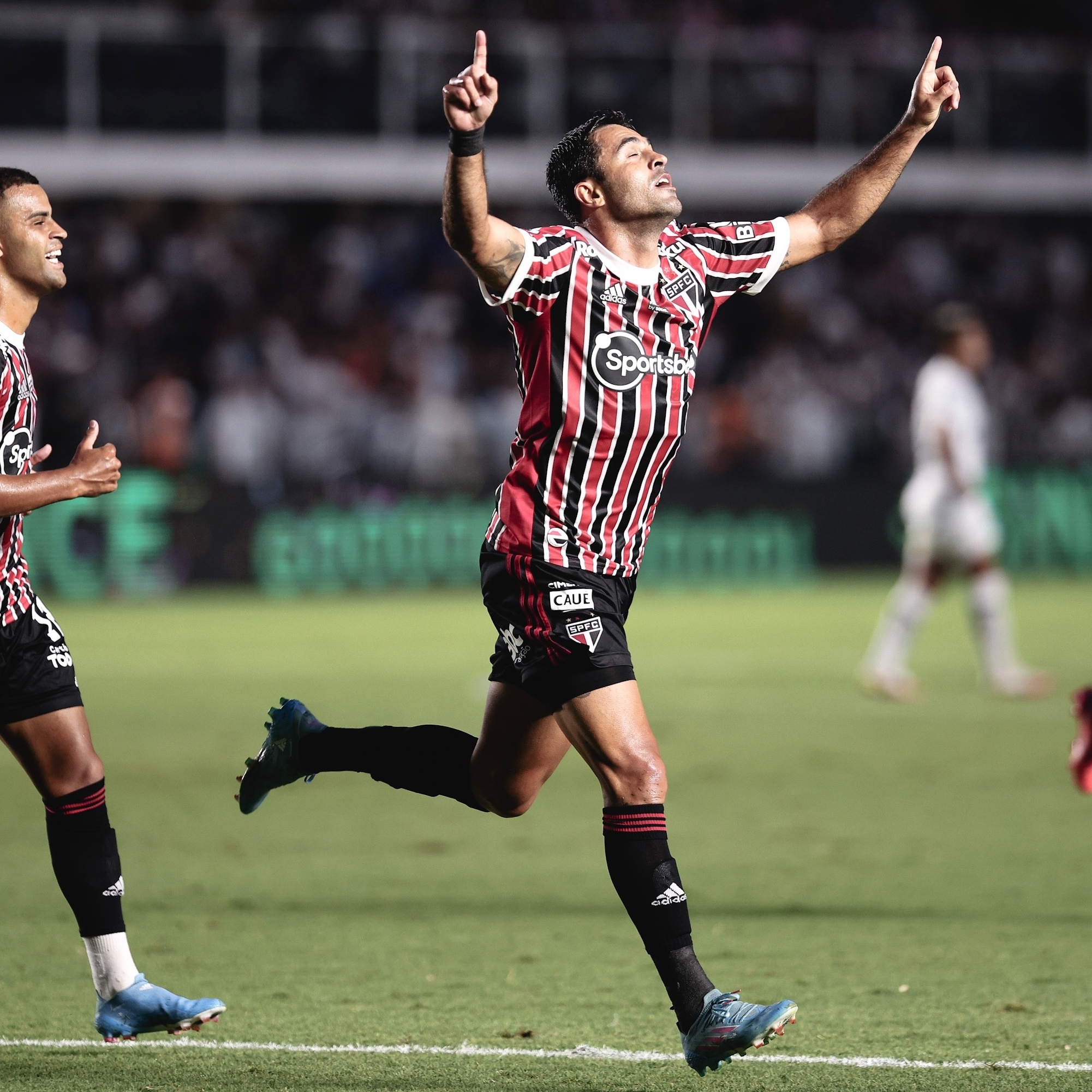 Veja os melhores momentos do jogo Santos 3 x 1 São Paulo 