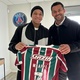 Fred presenteia Mbappé, Neymar e Marquinhos com camisa do Fluminense