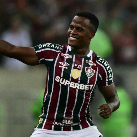 Arias comemora gol marcado pelo Fluminense contra o Grêmio, pela Libertadores