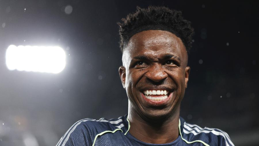Vini Jr abriu o placar antes de dar assistência para Valverde; Gonzalo García também marcou