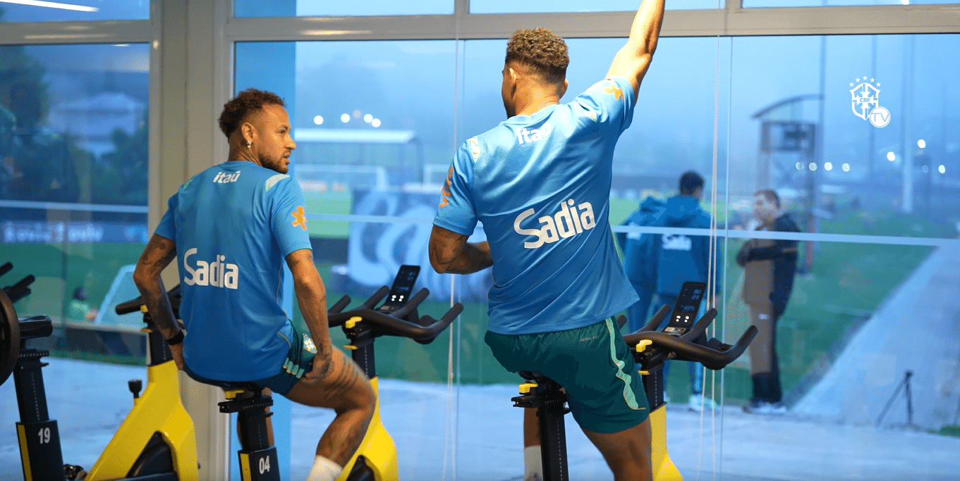 CBF posta vídeo de Neymar na bicicleta enquanto espera resultado de exames