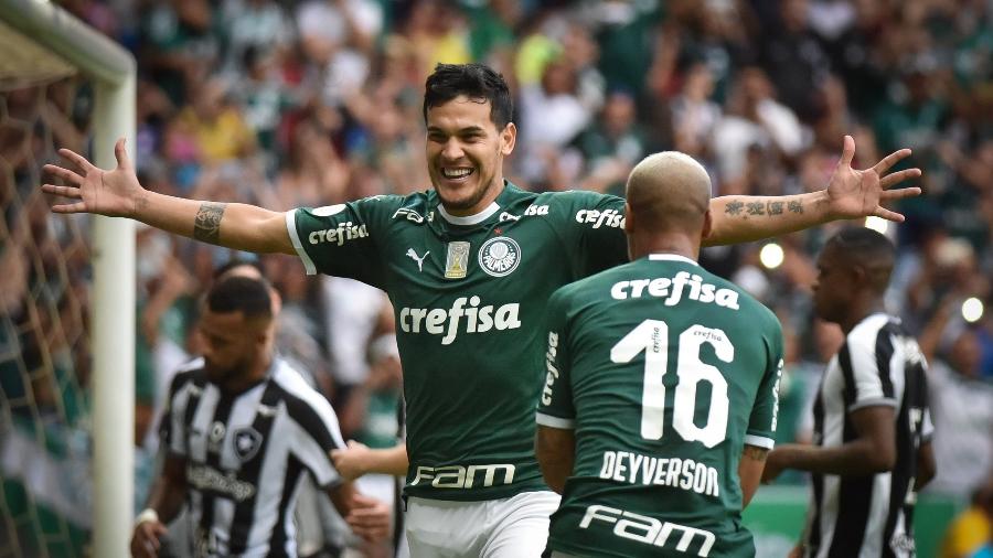 Vitória do Palmeiras sobre o Botafogo teve polêmica com o VAR - Andre Borges/AGIF
