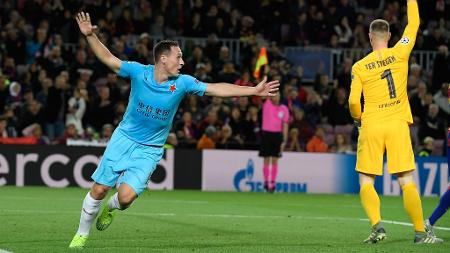 Barcelona leva susto, mas vence o Slavia Praga pela Champions, Esportes