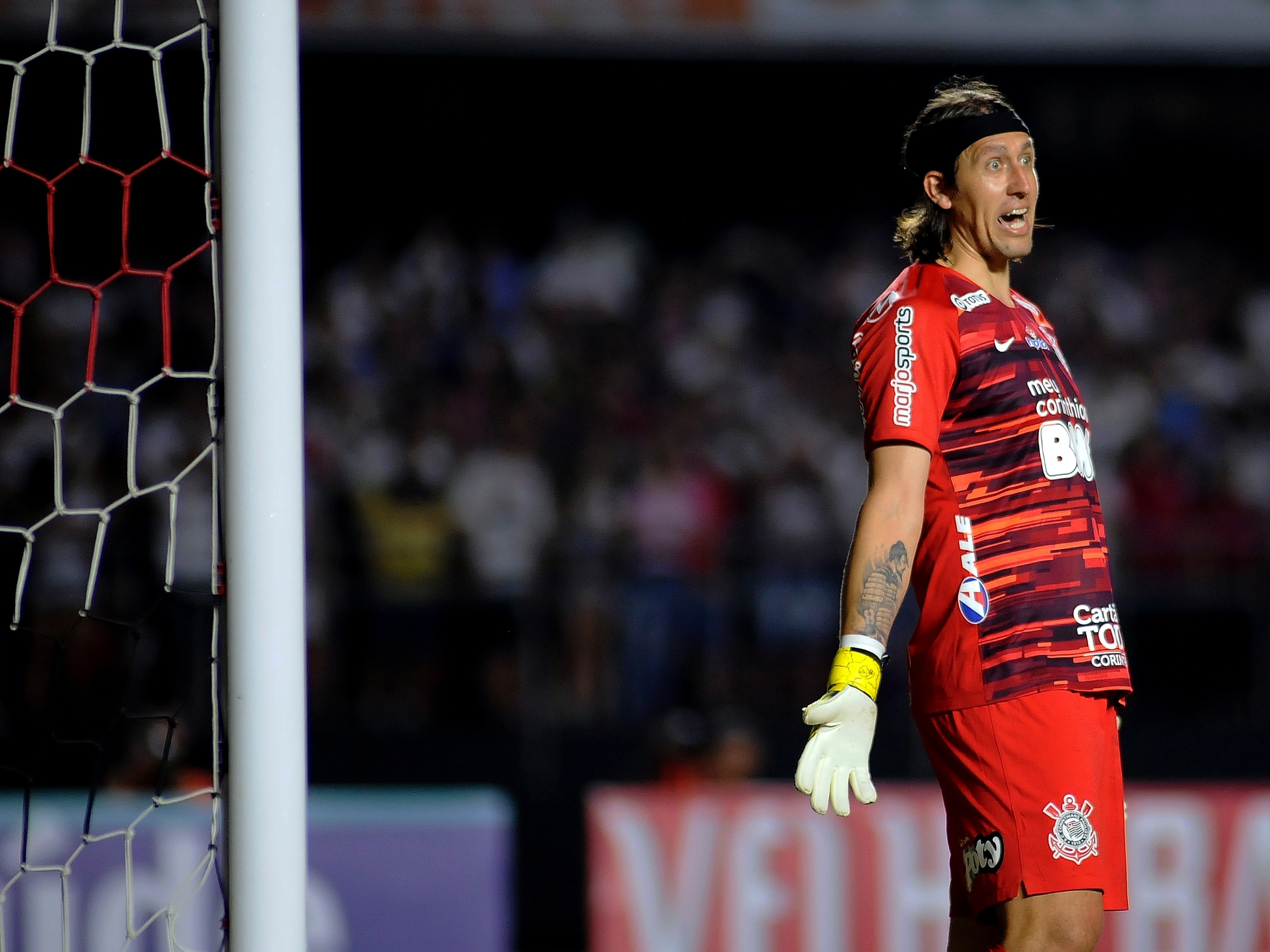 Cássio chega a 21 pênaltis defendidos pelo Corinthians e se aproxima de  Ronaldo Giovanelli