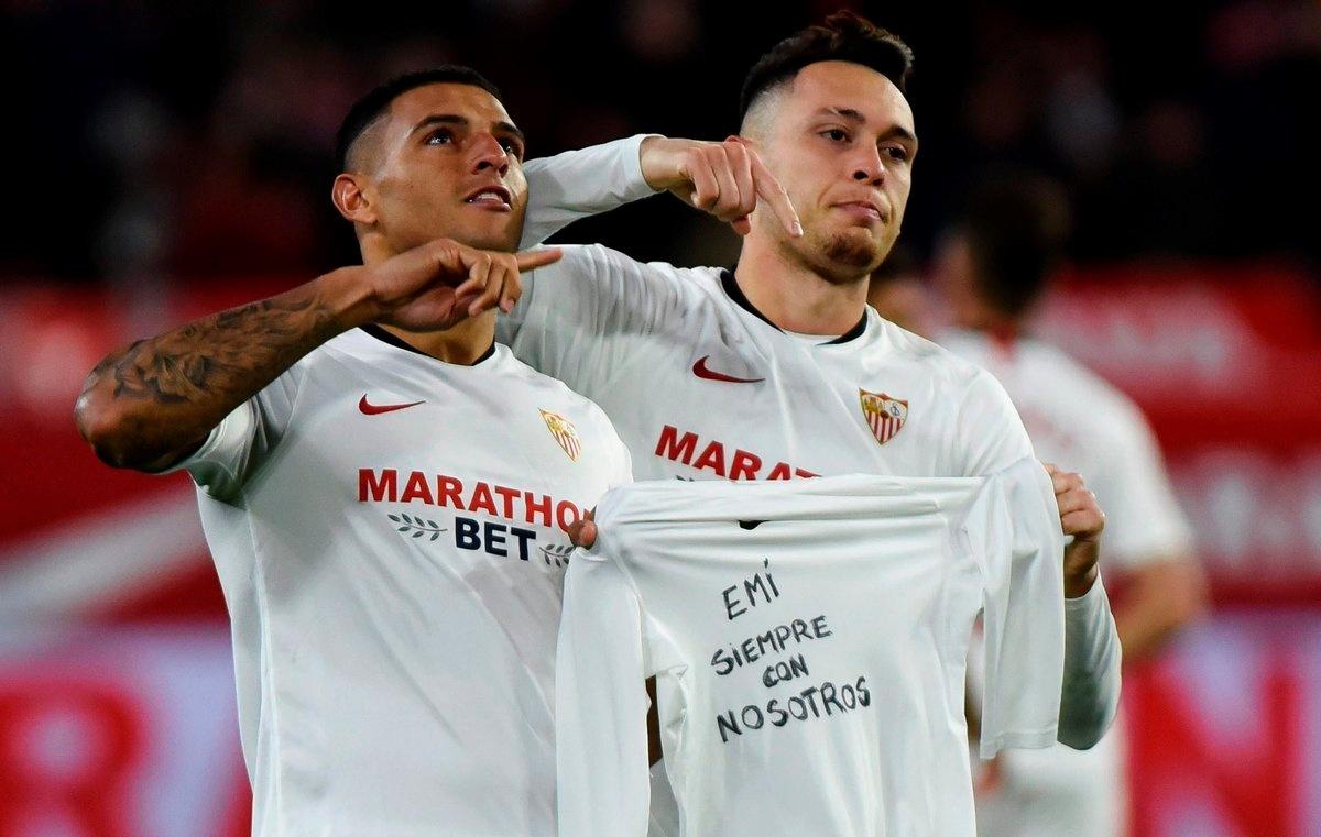 Diego Carlos homenageia o amigo Emiliano Sala, morto em uma acidente aéreo