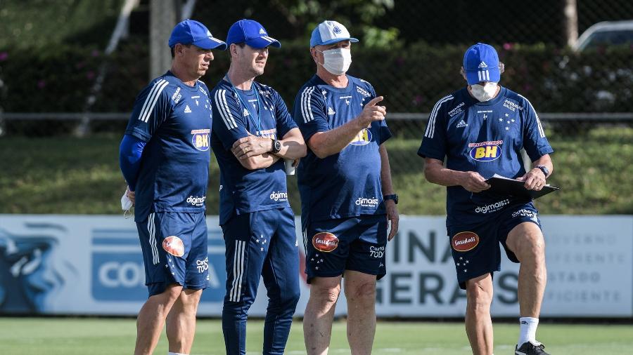 Felipão e sua comissão técnica aguardam mais reforços no Cruzeiro - Gustavo Aleixo/Cruzeiro