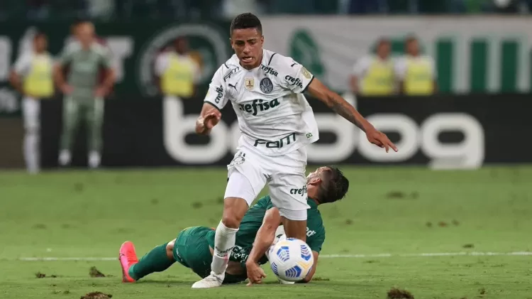 Wesley é o jogador sub-23 com 3º maior número de assistências esperadas no  Brasileirão; veja números