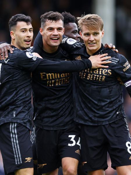 Gabriel Martinelli, do Arsenal, comemora gol contra o Fulham pelo Campeonato Inglês - Clive Rose/Getty Images