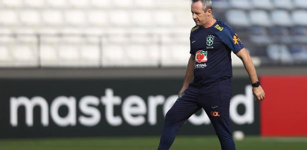 Coragem de Cássio no Corinthians fez Diniz levar preparador para seleção