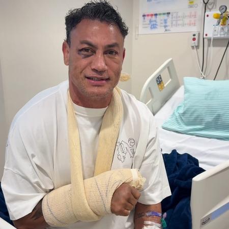 Popó precisou passar por cirurgia após luta com Wanderlei Silva Popó precisou passar por cirurgia após luta com Wanderlei Silva