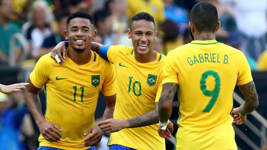 Gabriel Jesus, Neymar e Gabigol comemoram gol marcado contra Honduras na Rio-2016 - Leonhard Foeger/Reuters