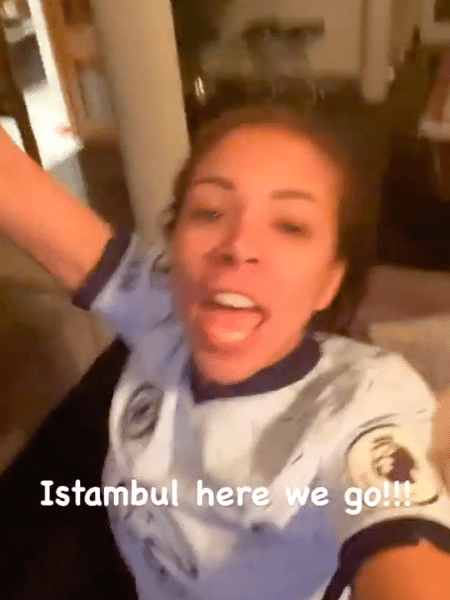 Belle Silva comemora classificação do Chelsea: "Istambul, lá vamos nós" - Instagram