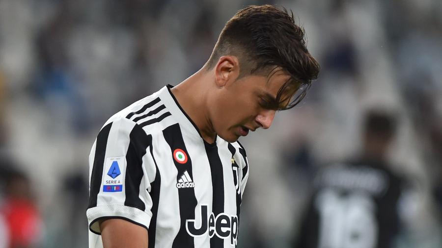 Dybala lamenta durante jogo entre Juventus e Milan, pelo Campeonato Italiano - Massimo Pinca/Reuters