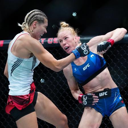 Holly Holm vence Yana Santos no UFC - 	Louis Grasse/PxImages