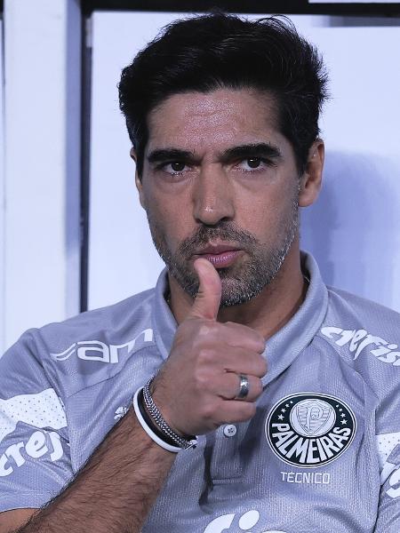 Abel Ferreira, técnico do Palmeiras, durante jogo contra o Flamengo, pela Copa do Brasil