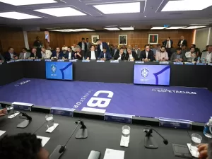 Clubes discutem fair play financeiro e ainda veem calendário como pendência