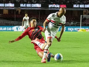 São Paulo ganha no peito e na raça e Furacão vai de mal a pior 