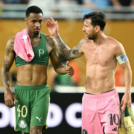 Allan, do Palmeiras, tieta Messi, do Inter Miami, após duelo entre as equipes no Mundial de Clubes Allan, do Palmeiras, tieta Messi, do Inter Miami, após duelo entre as equipes no Mundial de Clubes
