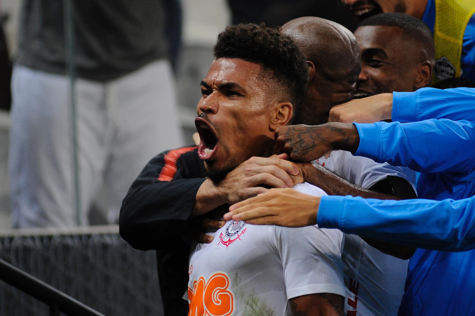 NA RAÇA! Deixe sua mensagem de comemoração pela classificação!