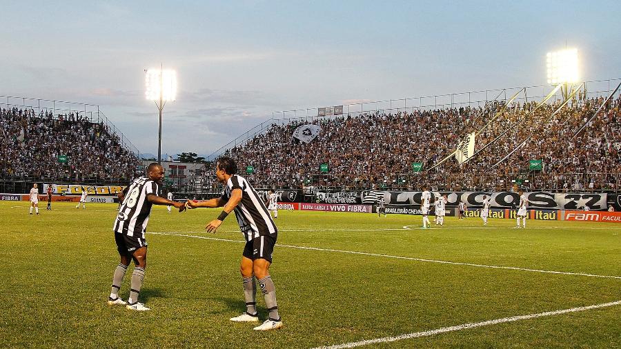 Jogadores do Botafogo celebram gol em partida na Arena Botafogo - Vitor Silva/SSPress/Botafogo