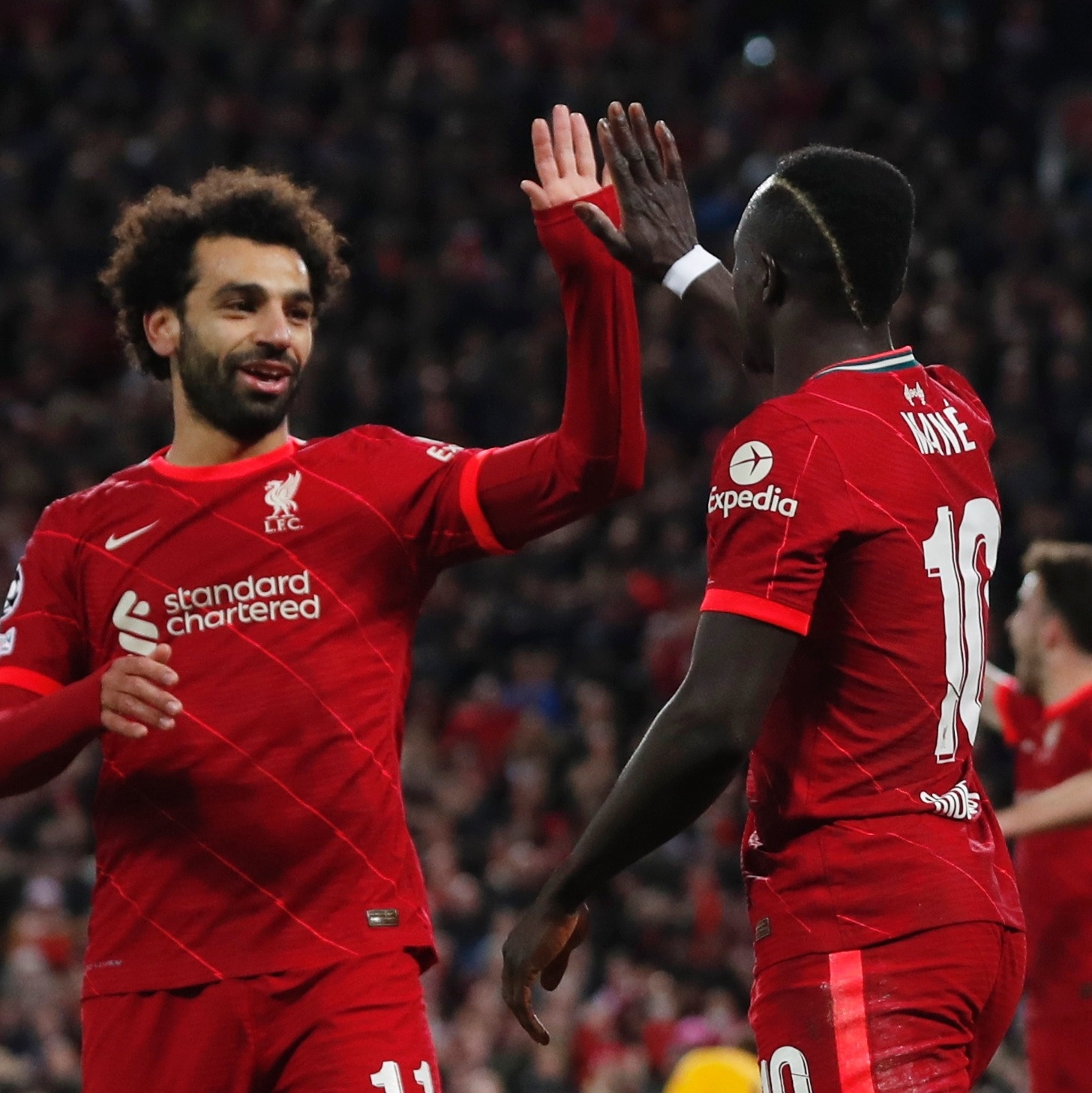 Salah manda mensagem para Mané após ida ao Bayern