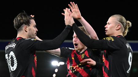 Manchester City vence jogo inaugural da Liga Inglesa com dois golos de  Haaland - SIC Notícias