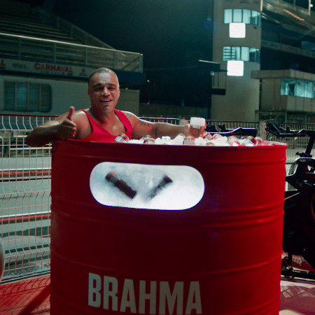 O ex-jogador Denílson no DM Cremoso, novo espaço personalizado da Brahma no Sambódromo do Anhembi - Divulgação/Brahma