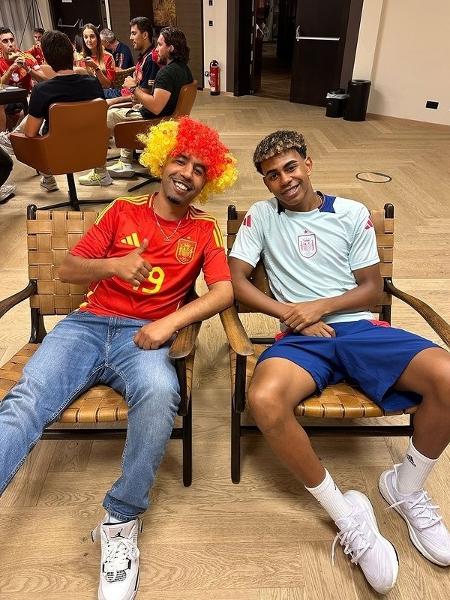 Lamine Yamal e seu pai, Mounir Nasraoui