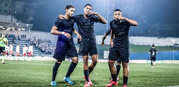 Corinthians Demonstrates Strength, Defeats Vila Nova and Advances in Copinha