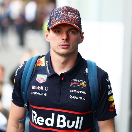 Max Verstappen confirma permanência na Red Bull Max Verstappen confirma permanência na Red Bull