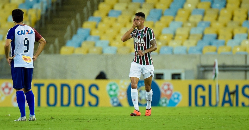 Richard comemora gol do Fluminense contra o Paraná Clube em partida do Brasileirão