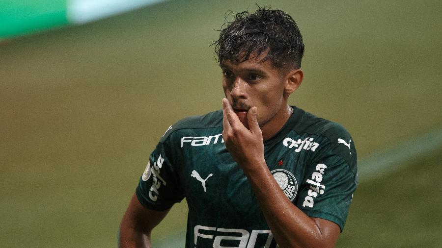 Gustavo Scarpa, do Palmeiras, lamenta lance perdido durante partida contra o Vasco da Gama - Ettore Chiereguini/AGIF